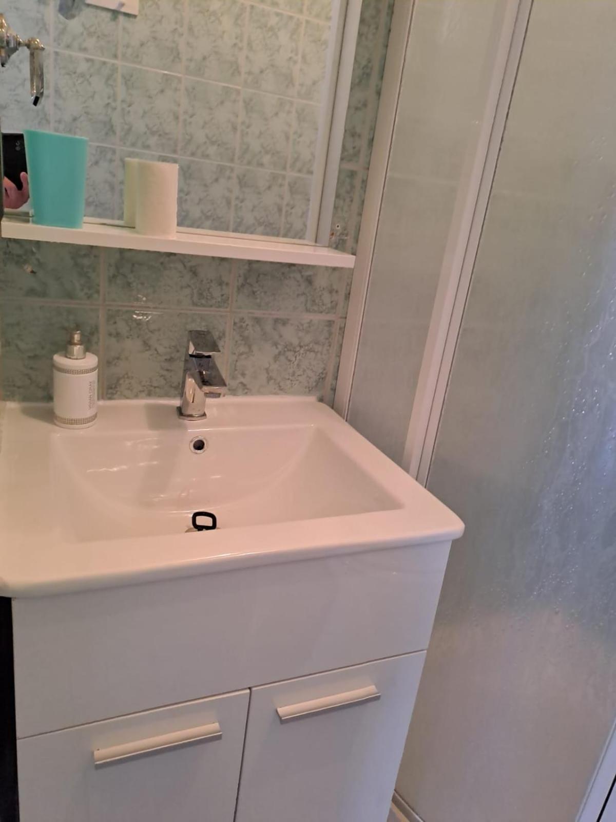 Apartments Pavic Вир Екстер'єр фото
